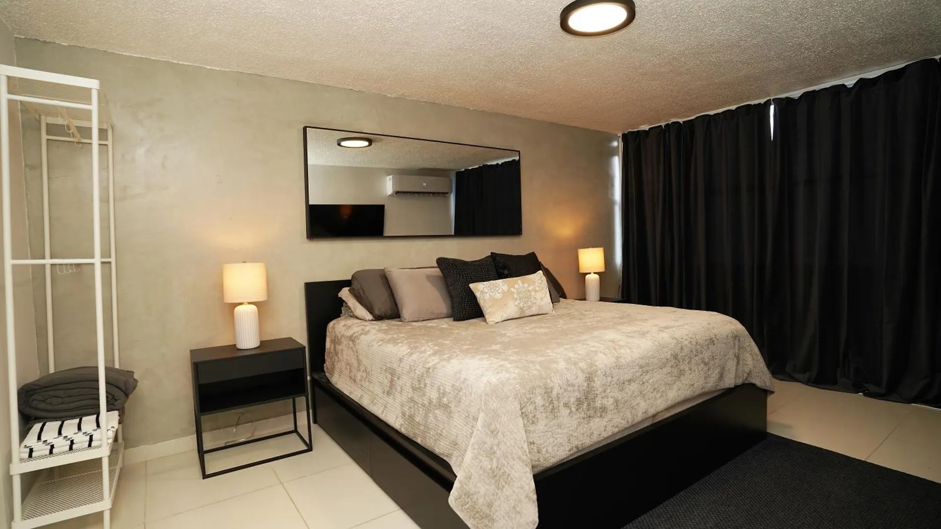 Sea Breeze Apartment 圣胡安